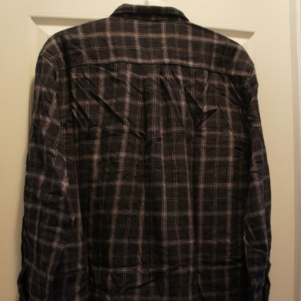 St. John's Bay Long Sleeve Men Classic fit - Picture 7 of 7